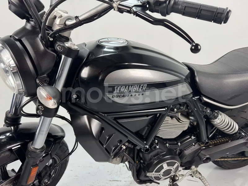 Ducati Scrambler - Vista 12