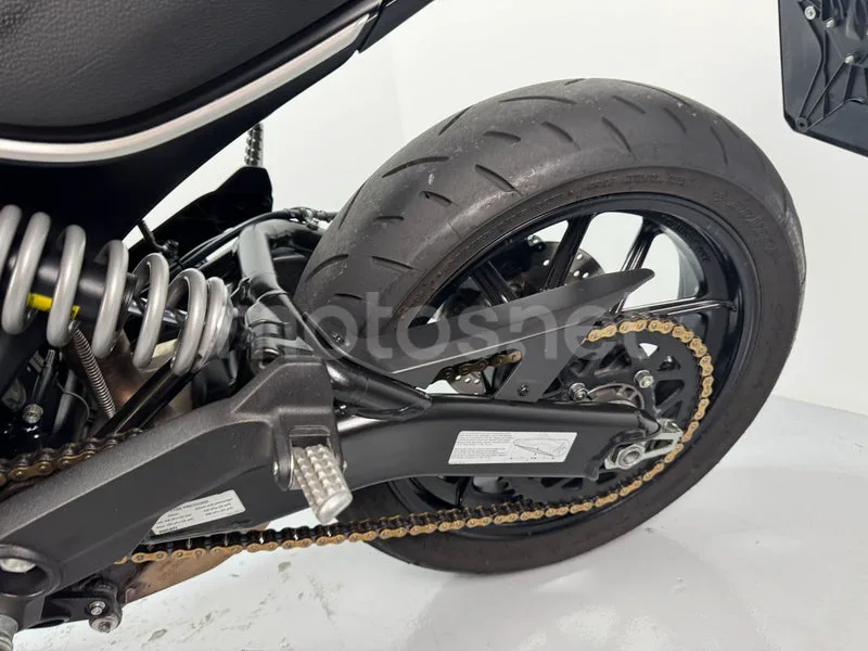 Ducati Scrambler - Vista 15