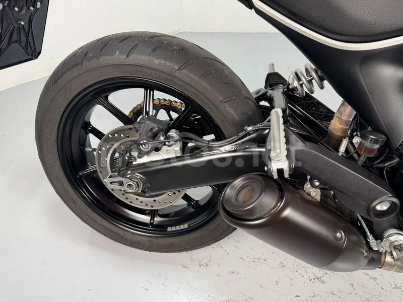 Ducati Scrambler - Vista 7