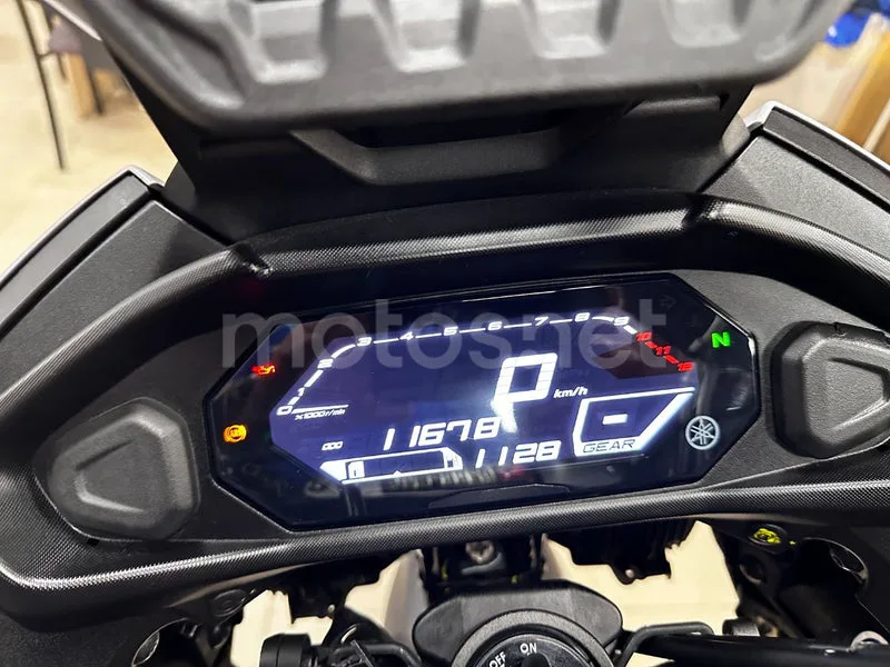 Yamaha Tracer 7 - Vista 6