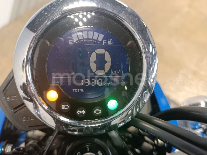 Honda Dax 125 - Vista 3