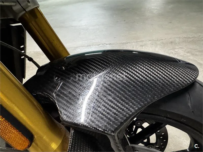 Triumph Speed Triple - Vista 5