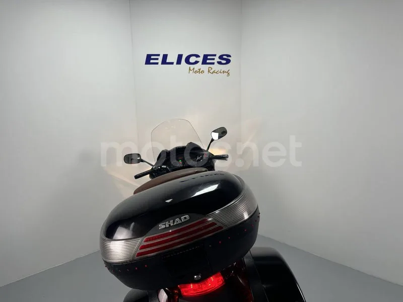 Honda NT700V Deauville - Vista 13