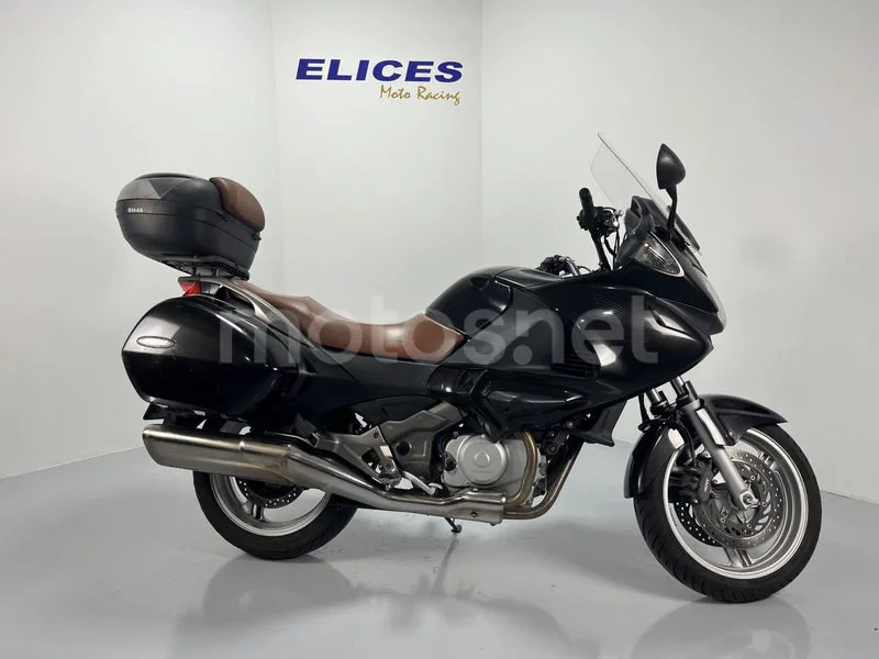 Honda NT700V Deauville - Vista 3