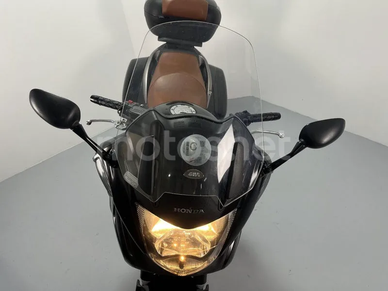 Honda NT700V Deauville - Vista 9