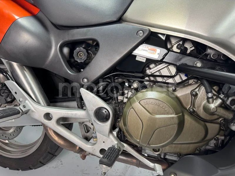 Honda XL1000V Varadero - Vista 6