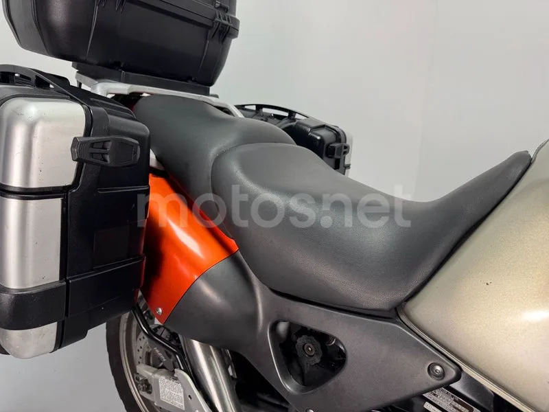 Honda XL1000V Varadero - Vista 7