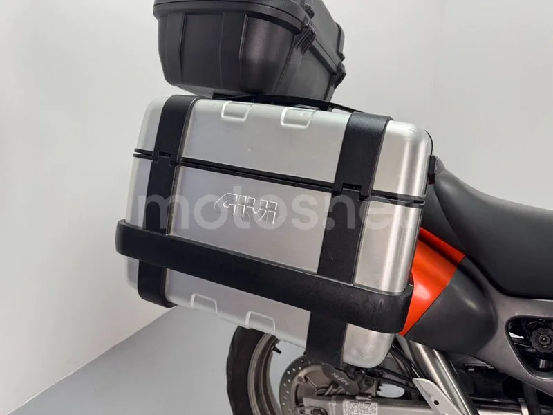 Honda XL1000V Varadero - Vista 8