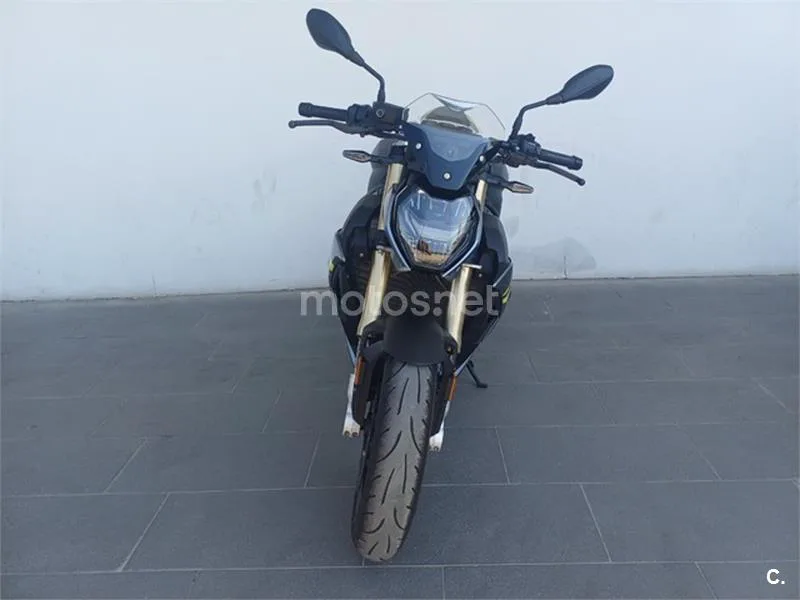 BMW S 1000 R - Vista 3