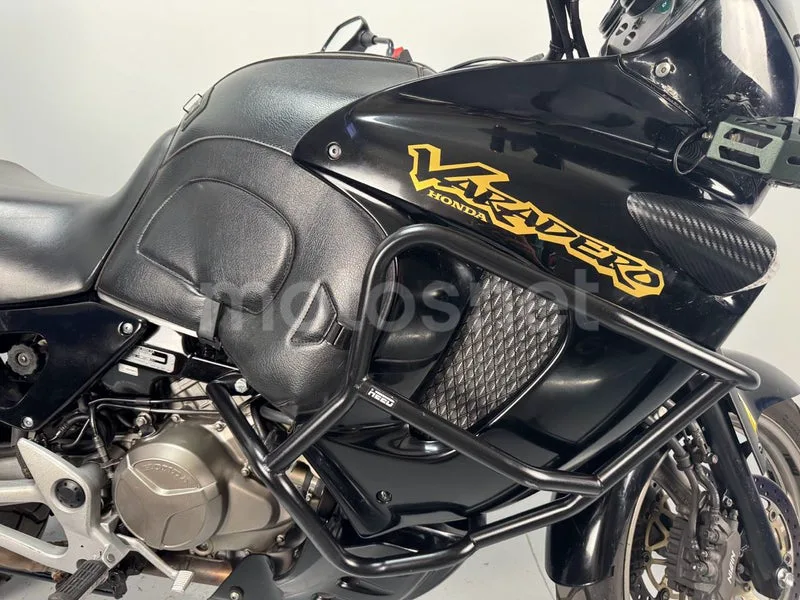 Honda XL1000V Varadero - Vista 4