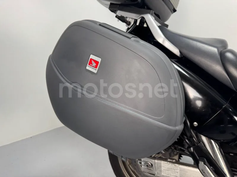 Honda XL1000V Varadero - Vista 8