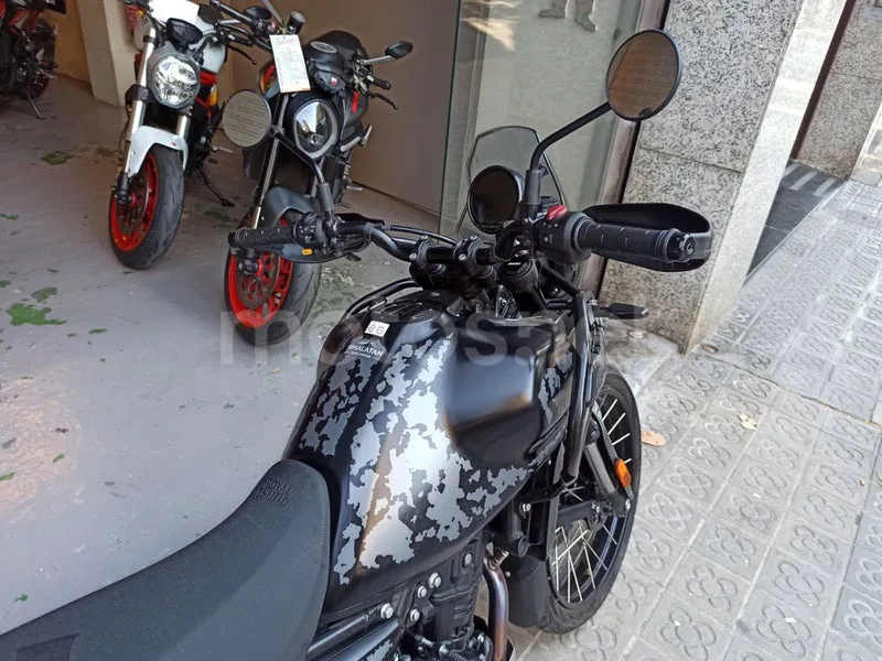 Royal Enfield Himalayan 450 - Vista 5