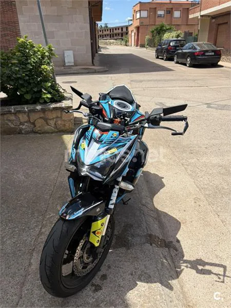 Kawasaki Z800 - Vista 5