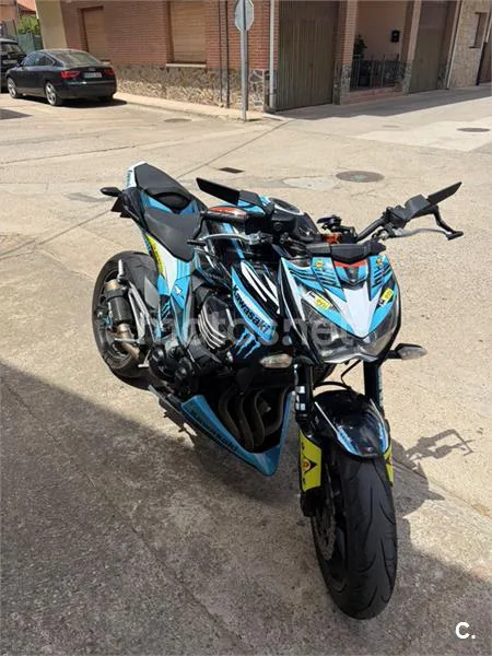 Kawasaki Z800 - Vista 6