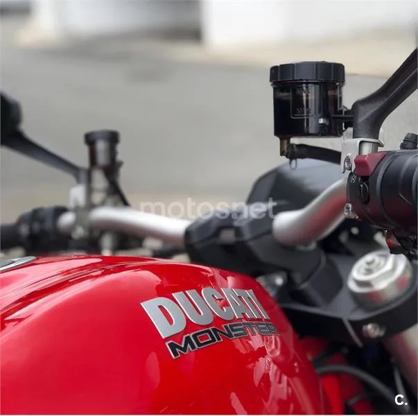 Ducati Monster 1200 7500 € 2014 Madrid - 1