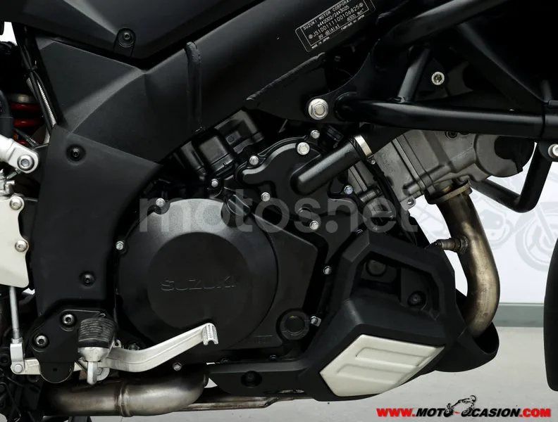 Suzuki V-Strom 1000 - Vista 5
