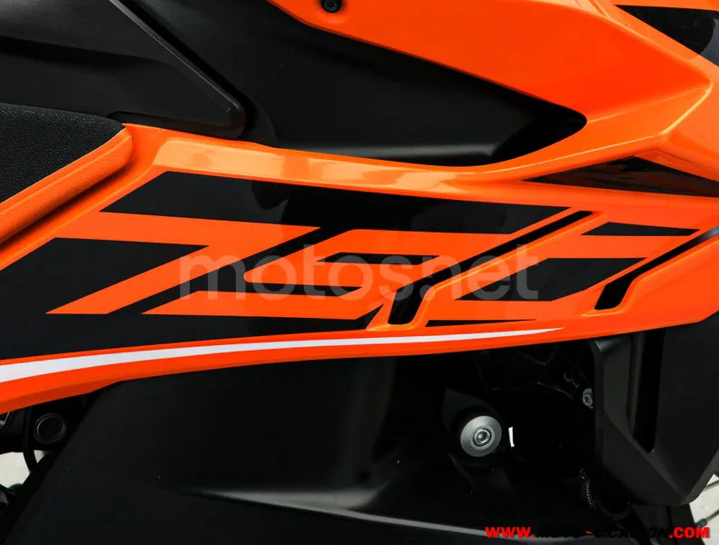 KTM 790 Adventure - Vista 9
