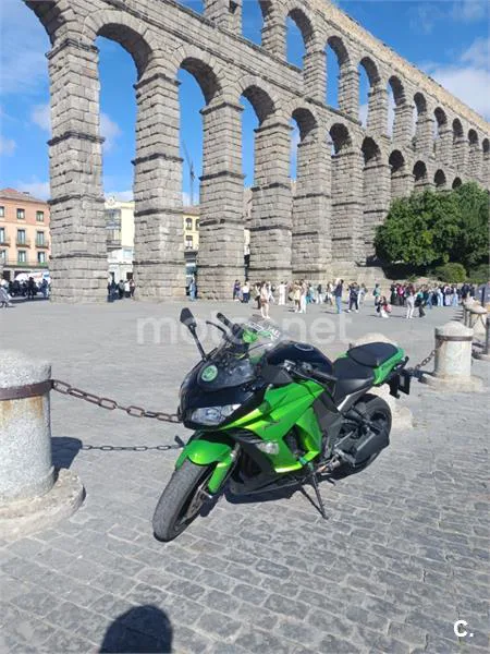 Kawasaki Z1000 SX - Vista 6