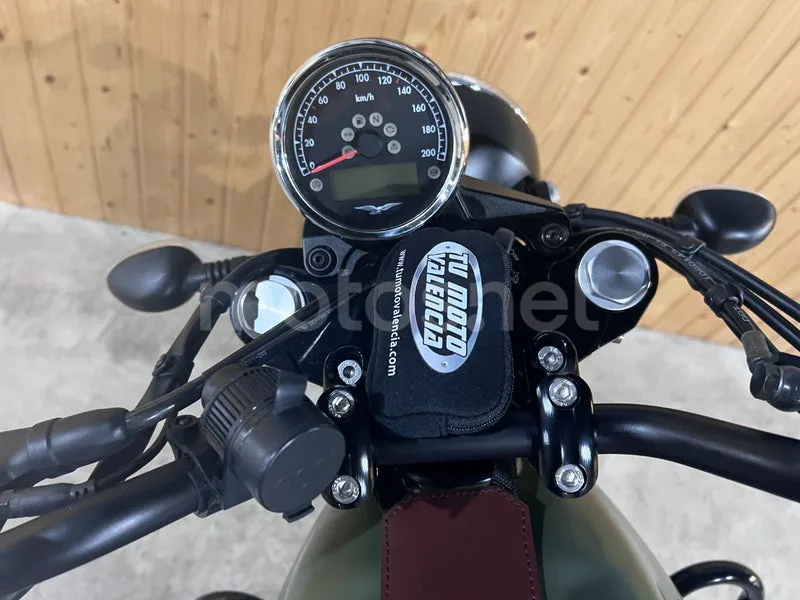 Moto Guzzi V7 III - Vista 18