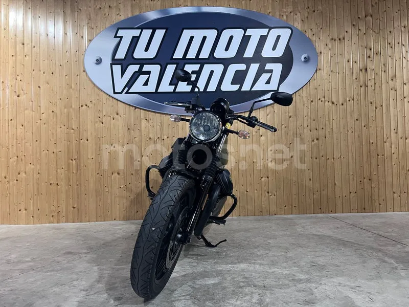 Moto Guzzi V7 III - Vista 21
