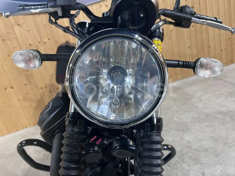 Moto Guzzi V7 III - Vista 26