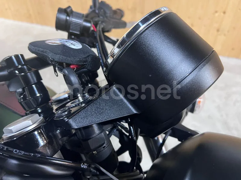 Moto Guzzi V7 III - Vista 31