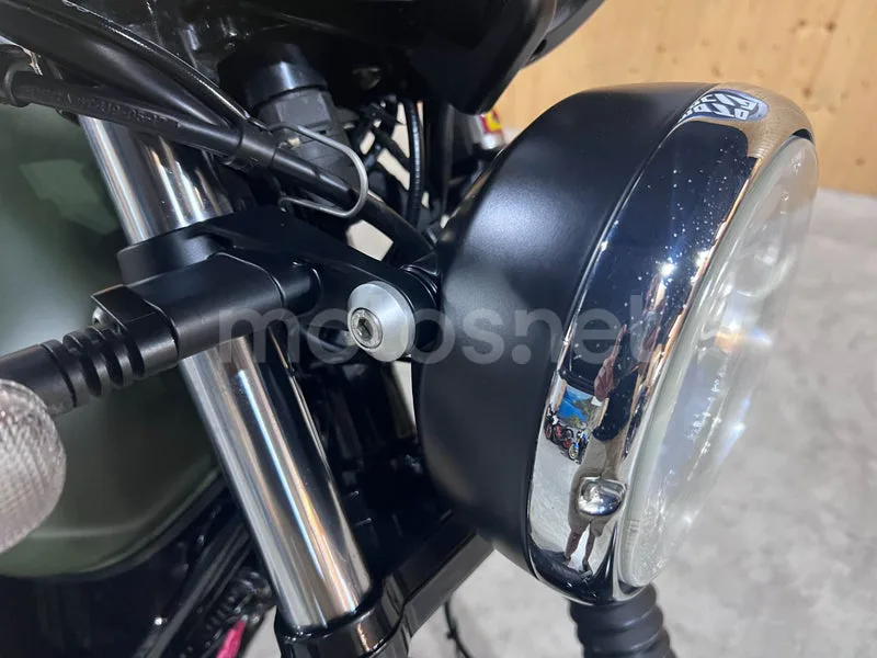 Moto Guzzi V7 III - Vista 32