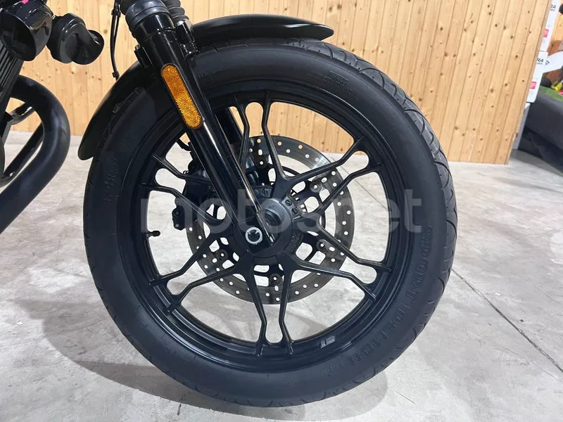 Moto Guzzi V7 III - Vista 36