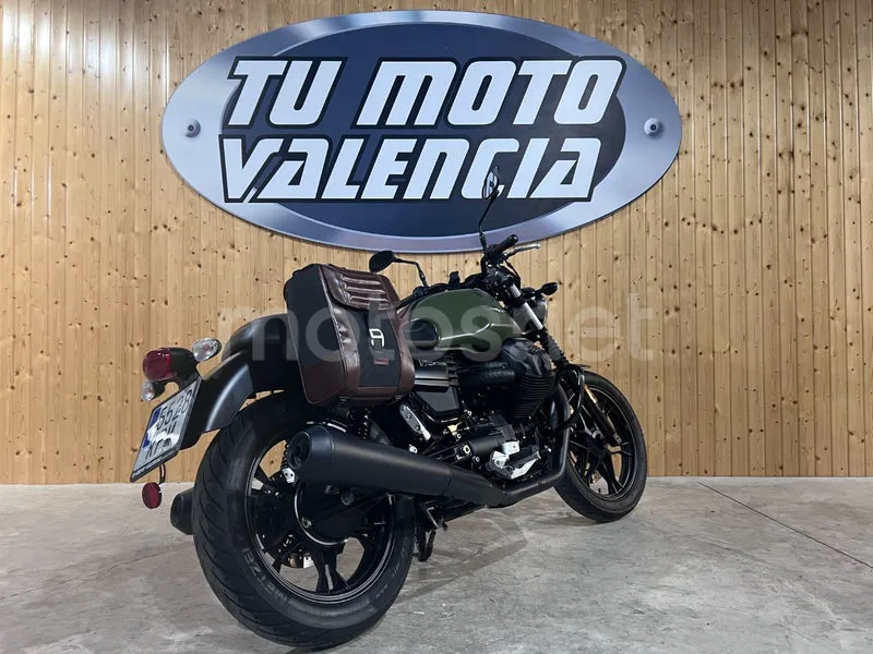 Moto Guzzi V7 III - Vista 5