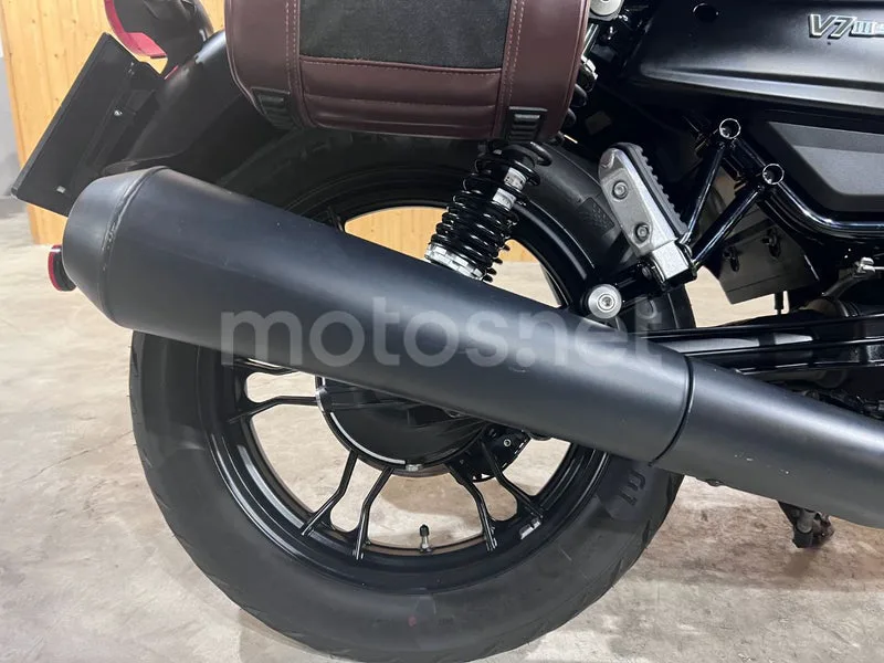 Moto Guzzi V7 III - Vista 54