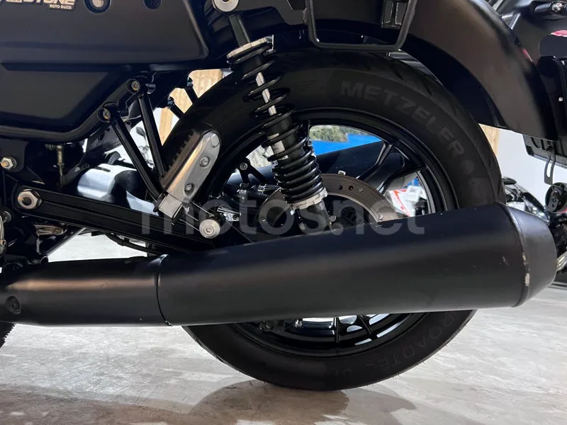 Moto Guzzi V7 III - Vista 63