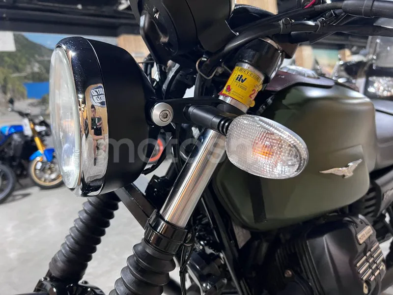 Moto Guzzi V7 III - Vista 76