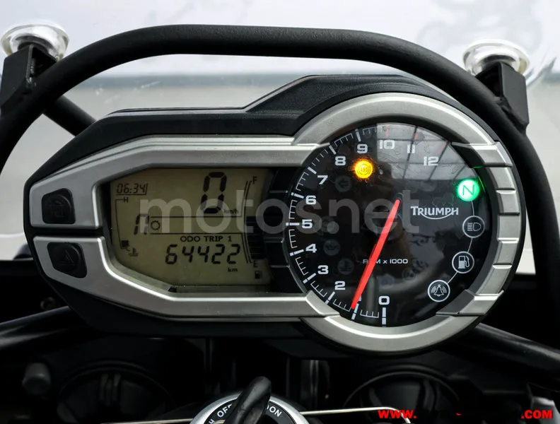 Triumph Tiger Explorer - Vista 6