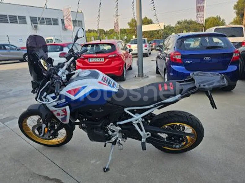 BMW F 900 GS - Vista 3