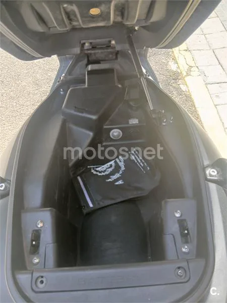 Kymco Xciting 500 - Vista 4