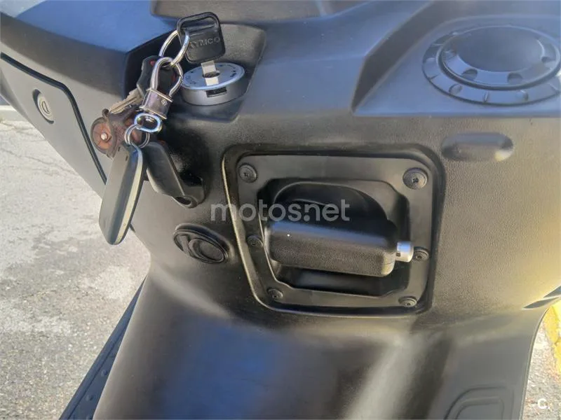 Kymco Xciting 500 - Vista 6