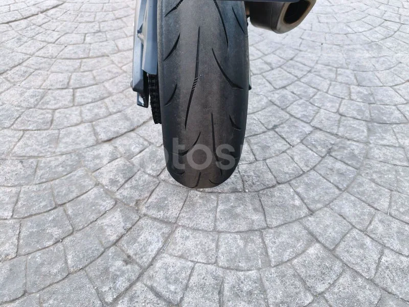 BMW S 1000 XR - Vista 3