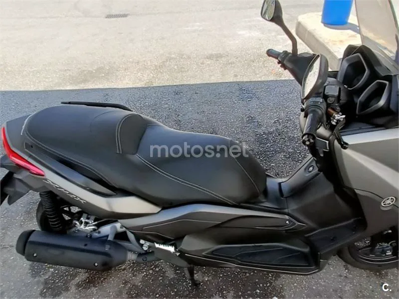 Yamaha XMAX 250 - Vista 6