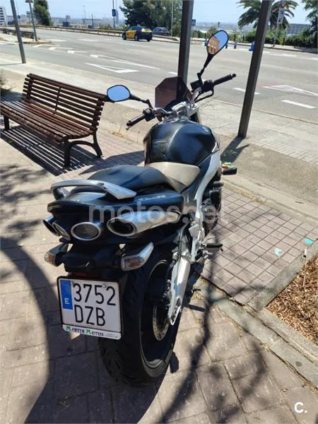Suzuki GSR600 - Vista 4
