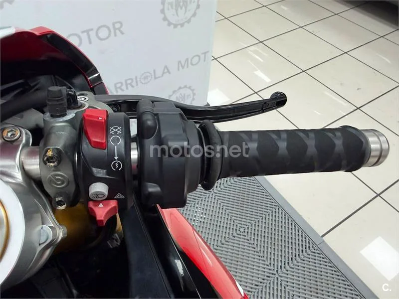 Ducati Panigale V2 - Vista 13