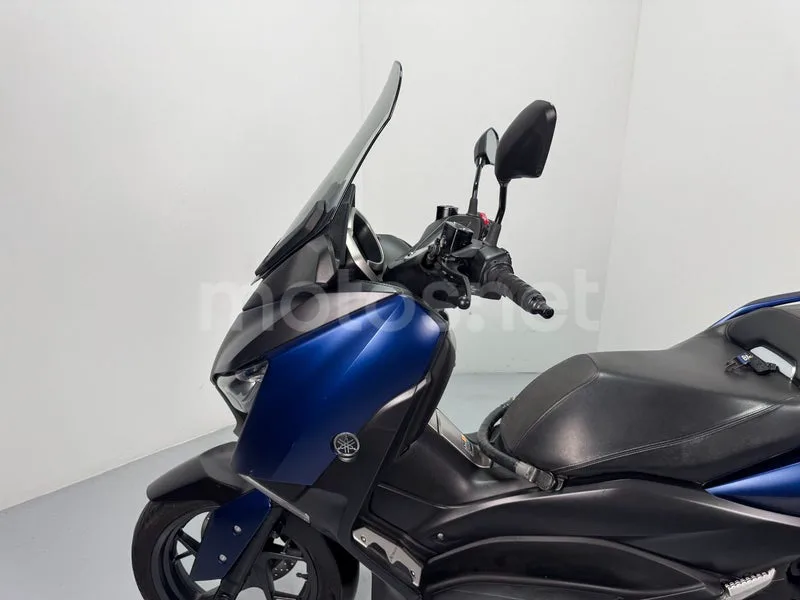 Yamaha XMAX 125 - Vista 3