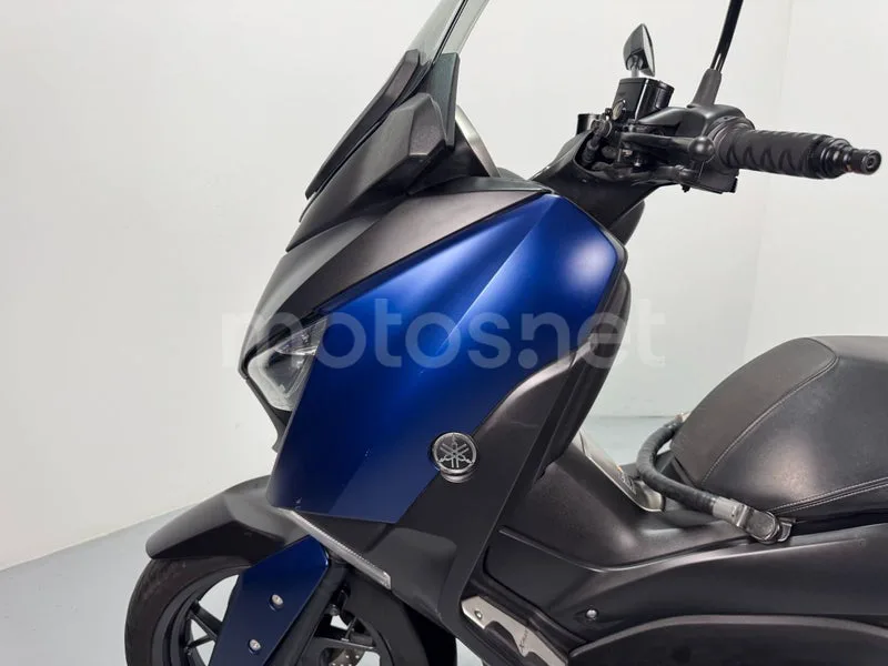 Yamaha XMAX 125 - Vista 5