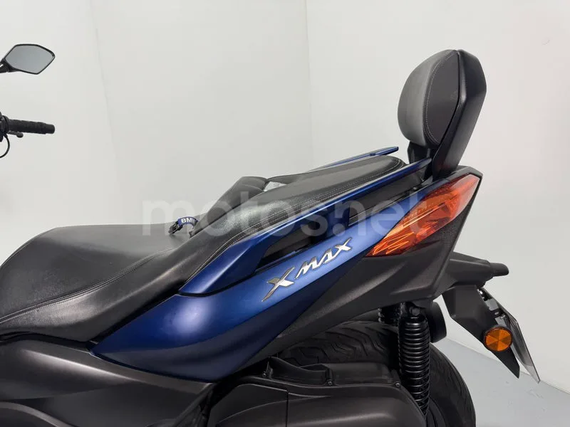 Yamaha XMAX 125 - Vista 7