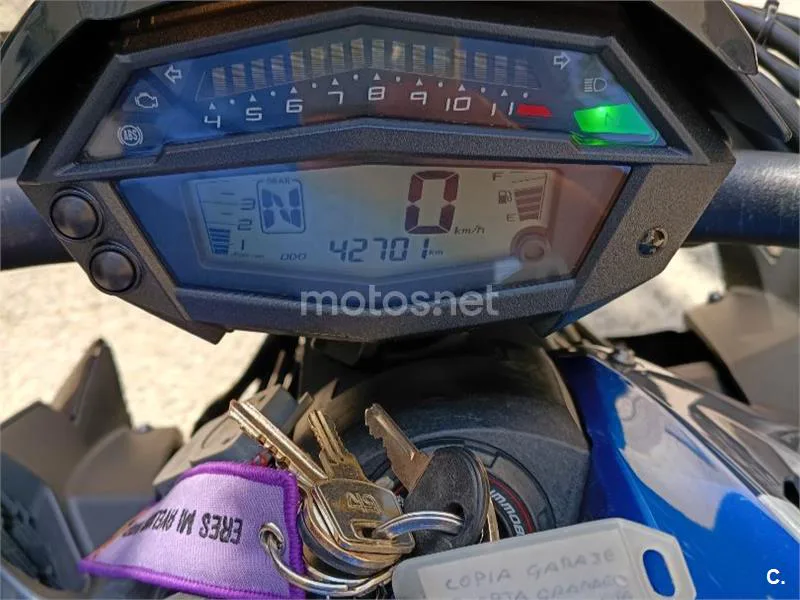 Kawasaki Z1000 - Vista 4