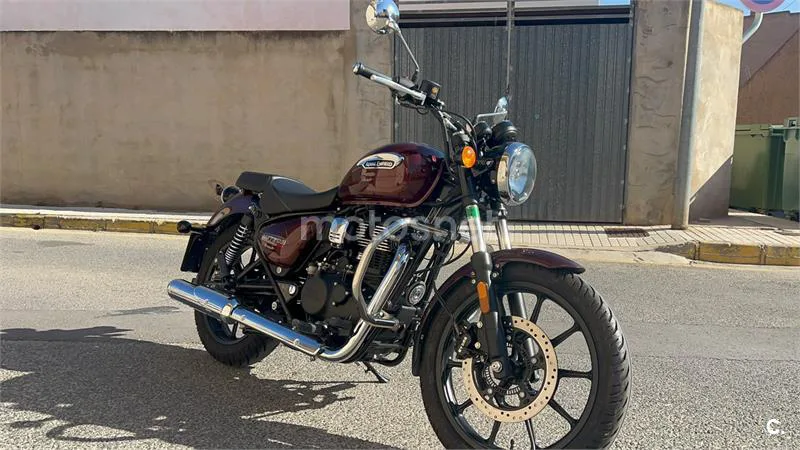 Royal Enfield Meteor 350 - Vista 4