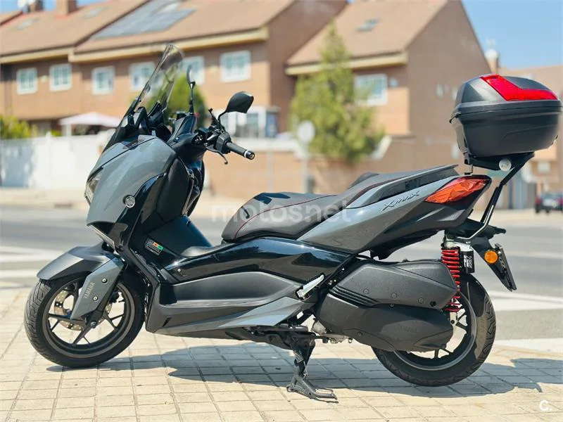 Yamaha XMAX 300 4997 € 2021 Madrid - 1