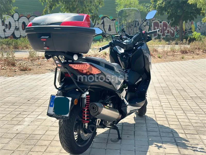 Yamaha XMAX 300 - Vista 19