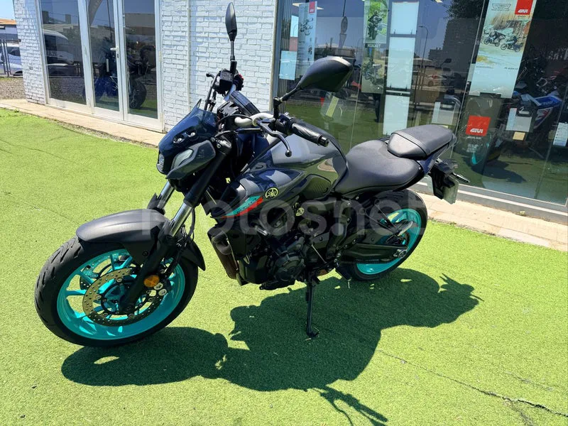 Yamaha MT-07 - Vista 19