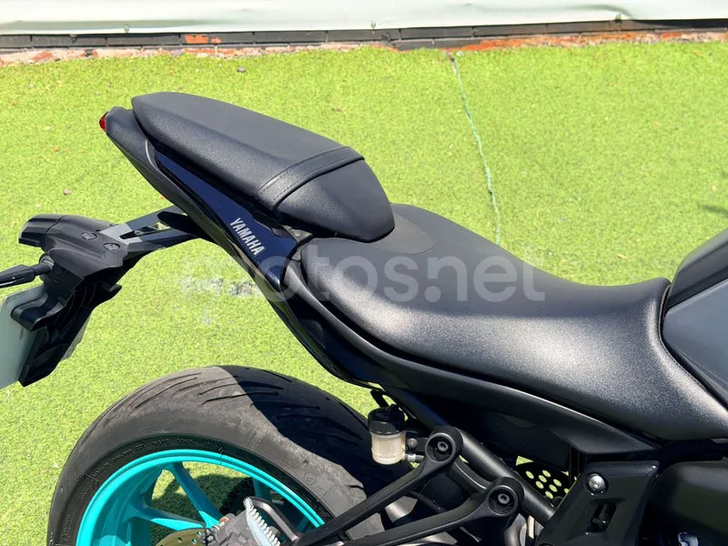 Yamaha MT-07 - Vista 9