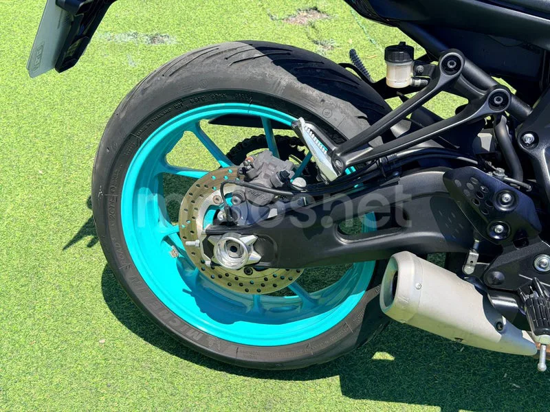 Yamaha MT-07 - Vista 10